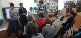 Медиа-урок "Толерантность - дорога к миру" прошел в Полетаевской библиотеке
