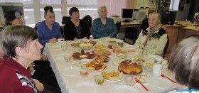 Дегустацией национальных блюд отметили День толерантности в Рощинской библиотеке
