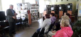 Встреча с бардом состоялась в Полетаевской библиотеке 